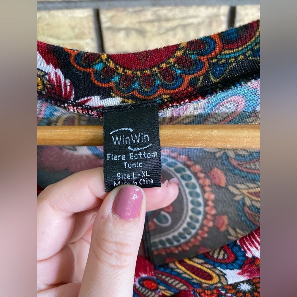Win win button flowy flare tunic - Picture 5 of 7